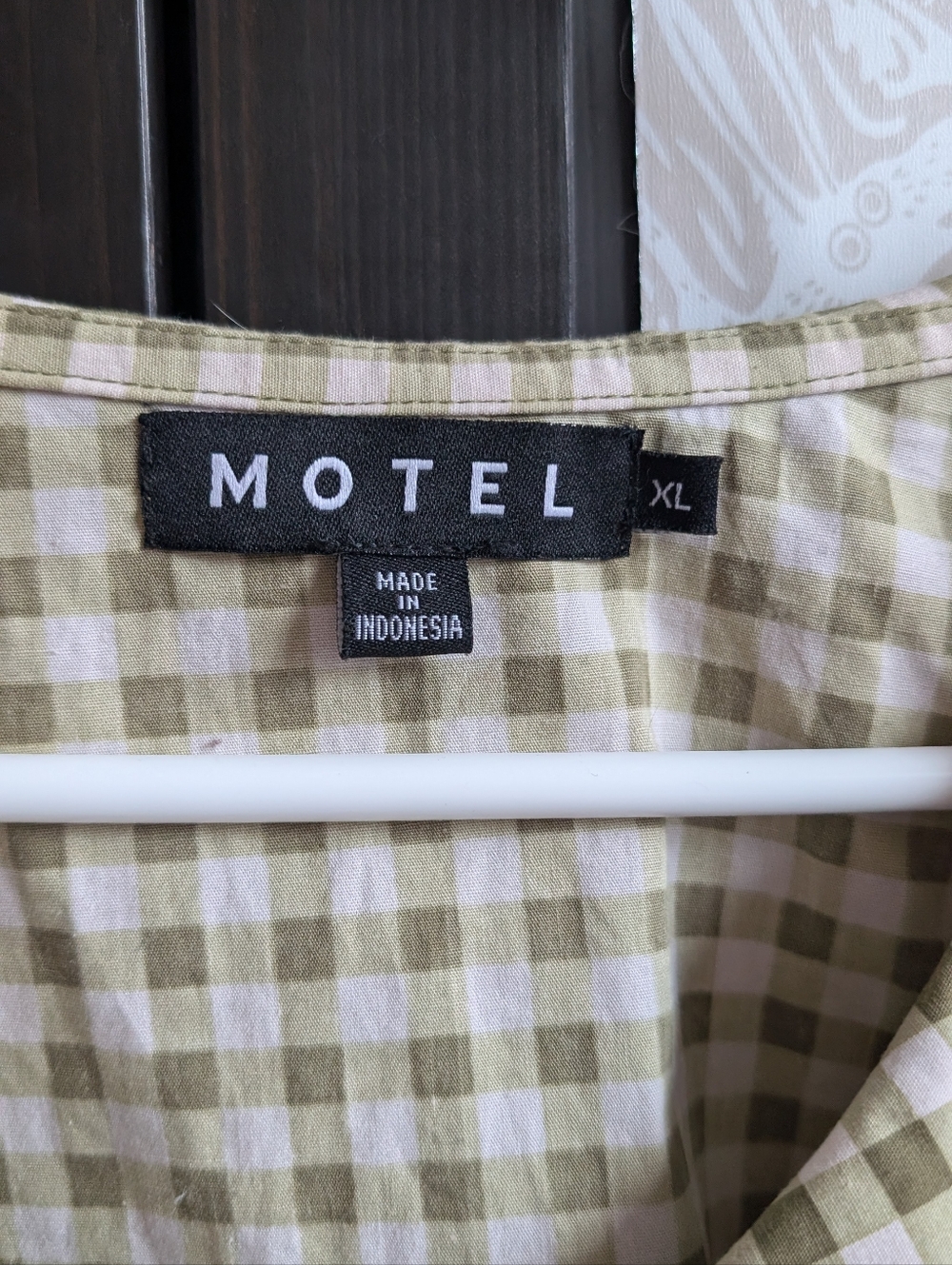 Motel Gingham Button Up - Picture 3 of 4
